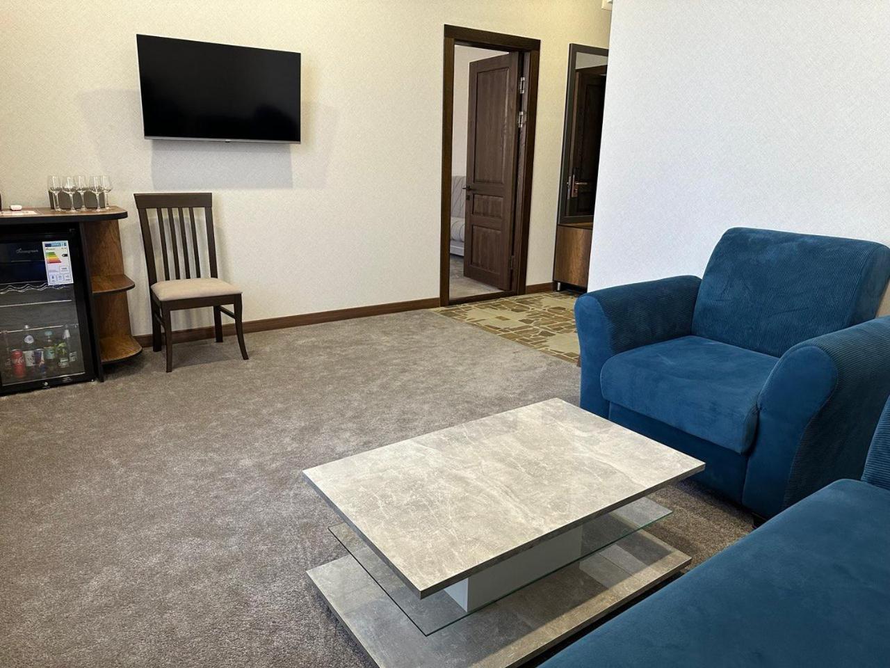 Grand Way Hotel Taraz Kültér fotó