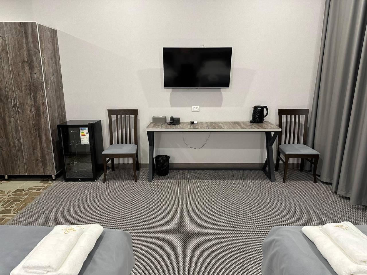 Grand Way Hotel Taraz Kültér fotó